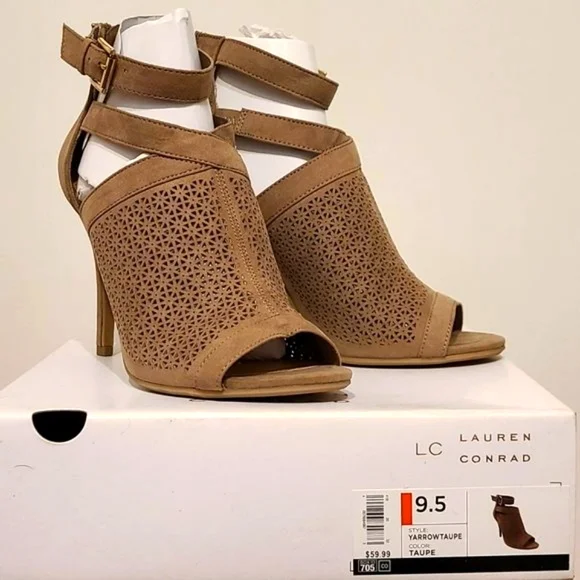 Open Toe Heels - Picture 2 of 9